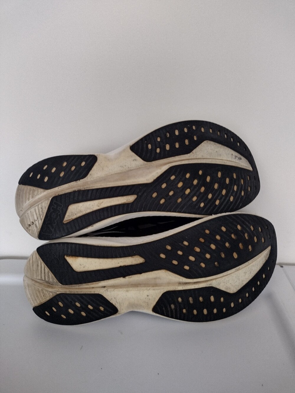 Hoka One One Mach 6 Running Shoes - Picture 7 of 8